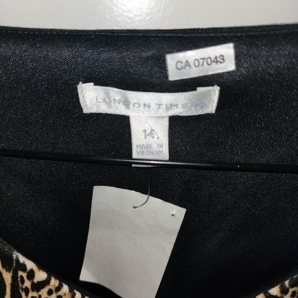 London Times Dress - Picture 2 of 6